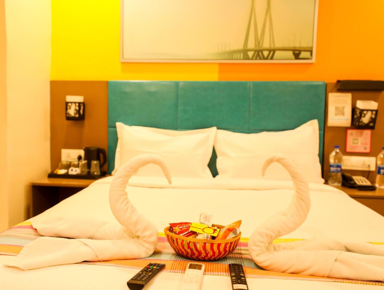 White Fields Hitec City, 3*