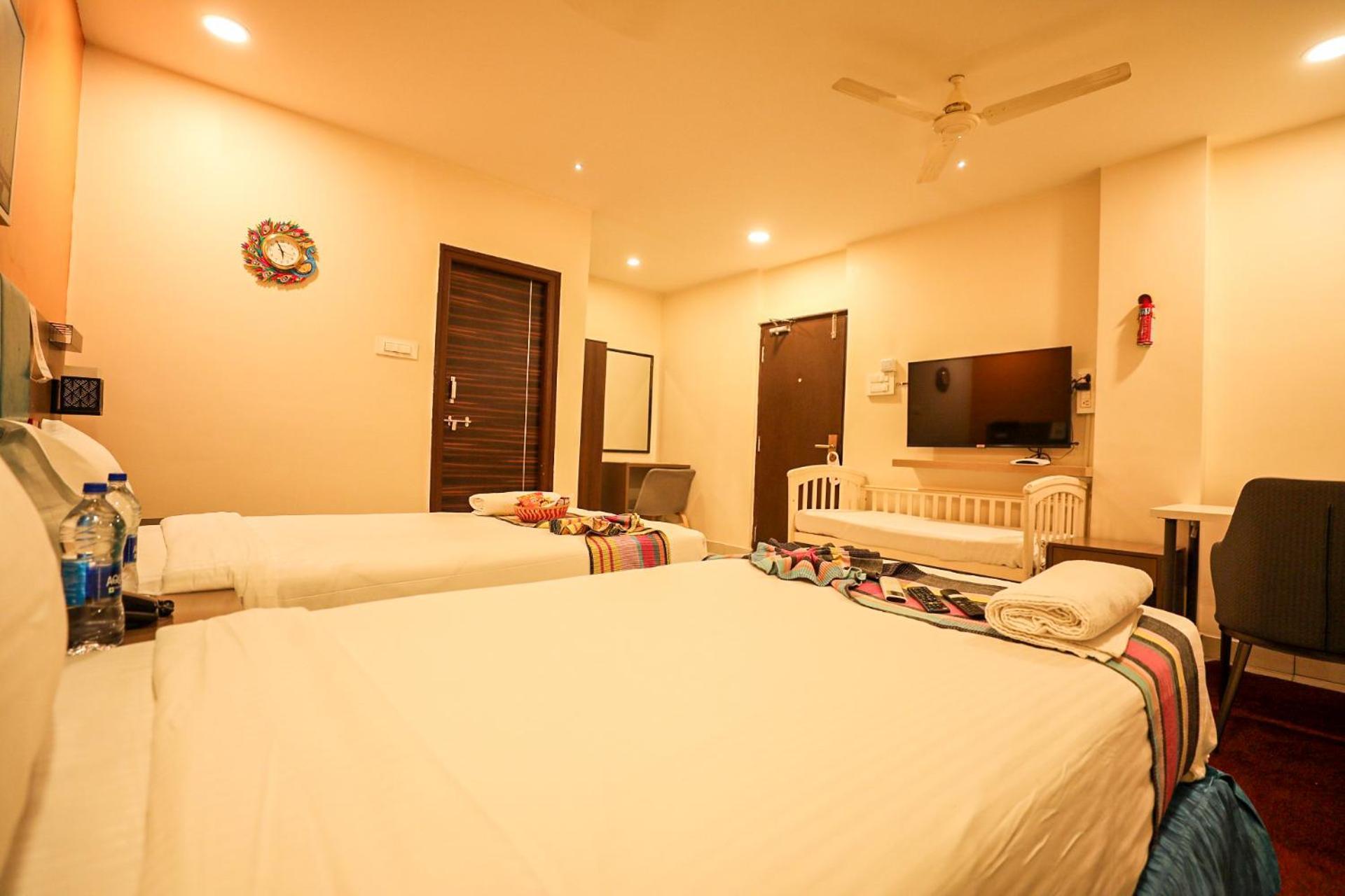 Hotel White Fields Hitec City,
